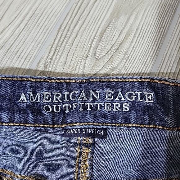 American Eagle Super Stretch Midi Jean Shorts Womens Size 2 - Picture 3 of 10